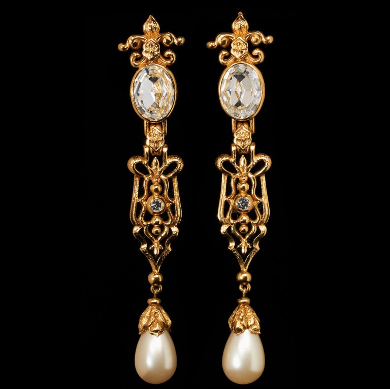 Christian dior gold gilt metal with pearls
