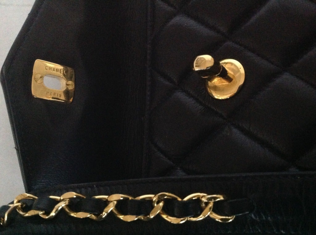 CHANEL Navy Quilted Leather Hip Bag. In Excellent Condition In Antwerp, BE