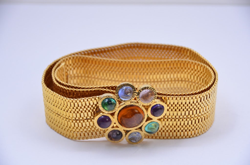 Brand new, never worn, SPECTACULAR Chanel gold tone metal mesh belt with front buckle made from Gripoix poured glass stones.Pristine ,gold tone shiny finish without any tarnish,damage or flaws.Belt closes at about 29