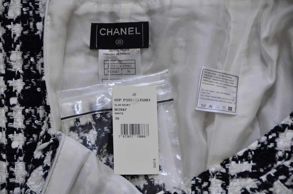 Women's Chanel Houndstooth Skirt New