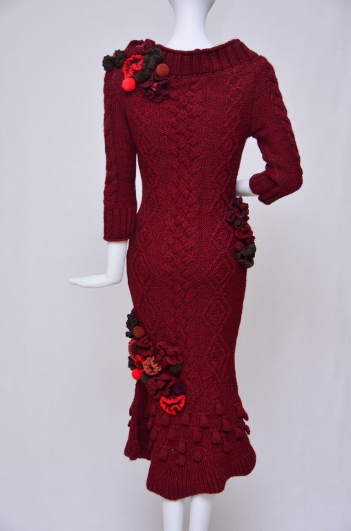 Alexander McQueen  Dress  Runway  Fall '05.Red/burgundy color in person.Excellent condition.Size S.
Fabric:50%wool,25% alpaca,25%acrylic.Hand knitted.
Waist:14