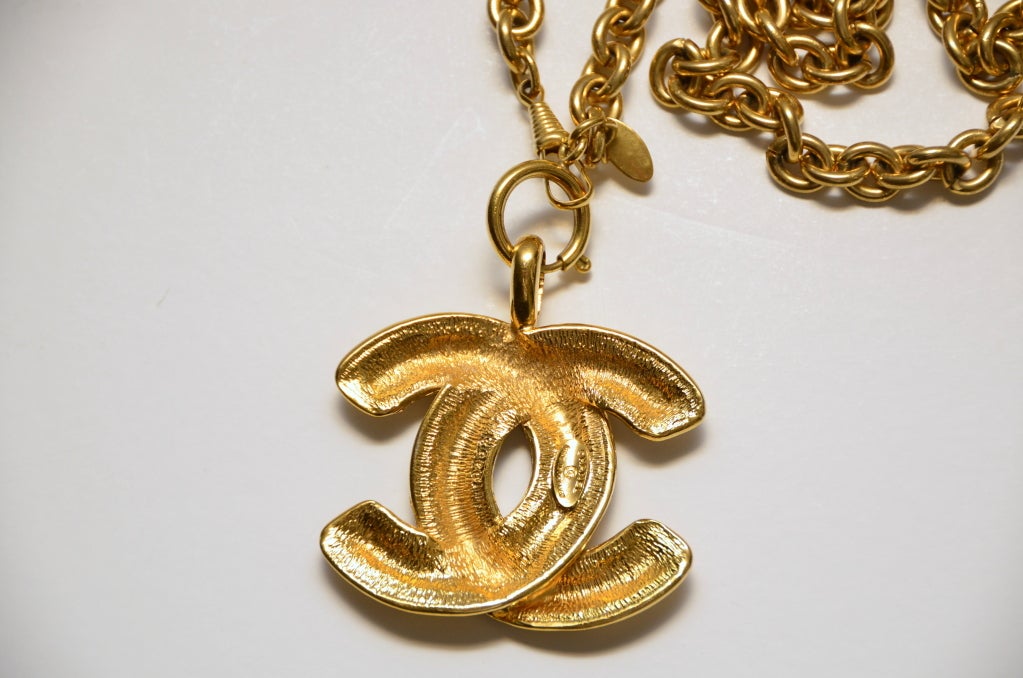 Chanel Jumbo Necklace In Excellent Condition In New York, NY