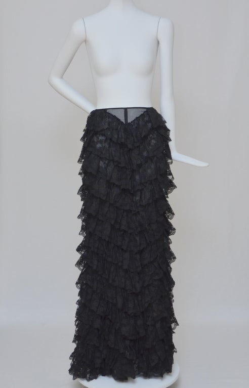 Alexander McQueen Lace Long  Skirt.
Excellent condition.Size 40 IT.
Made in Italy.
Approx. measure:Waist:14