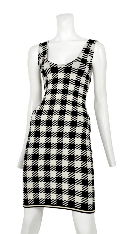 Black & white oversize houndstooth print dress in stretch viscose.