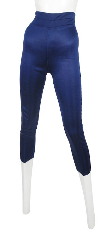 Alaia slinky blue cropped leggings and button up dress ensemble. 

Dress Measurement(s): 34