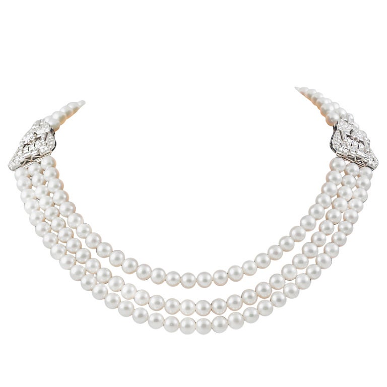 Cultured Pearl and Diamond double clip Necklace For Sale at 1stDibs