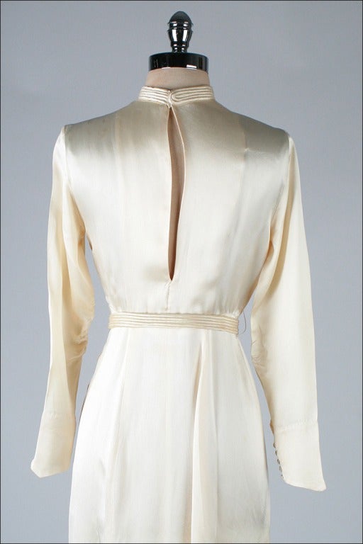 Vintage 1930's Ivory Silk Satin Wedding Dress 2