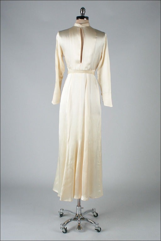 Vintage 1930's Ivory Silk Satin Wedding Dress 3
