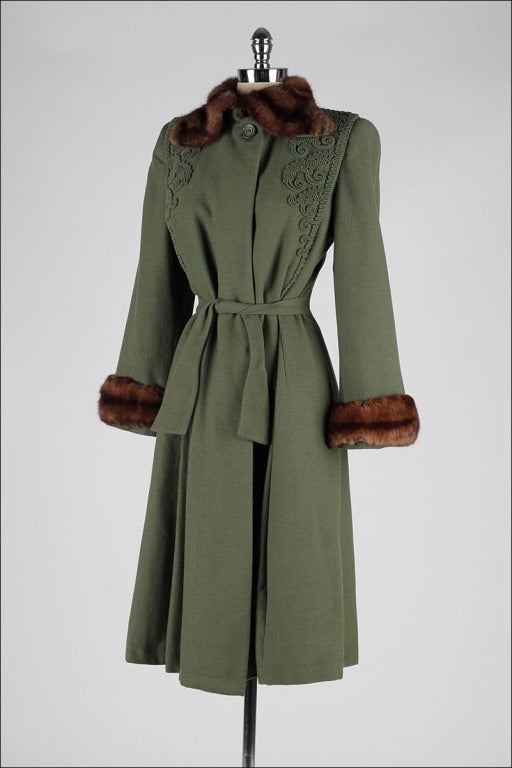 Vintage 1940's Green Wool Mink Fur Trim Coat 2