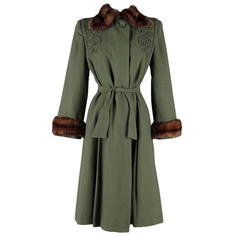 Vintage 1940's Green Wool Mink Fur Trim Coat