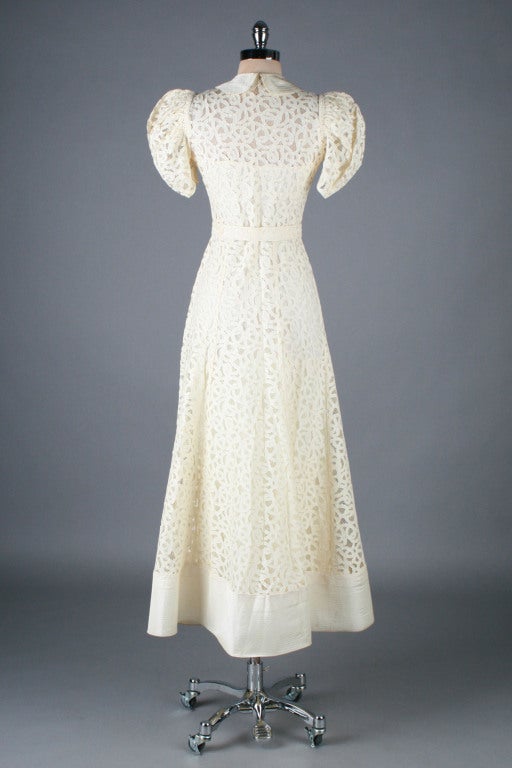 Women's Vintage 1930's Ivory Battenburg Lace Wedding Gown