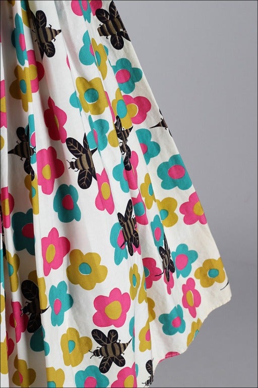 Women's Vintage 1950's Alfred Shaheen Flower and Bee Print Dress