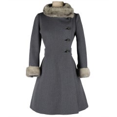 Vintage 1960''s Grauer Wollmantel mit Nerzbesatz