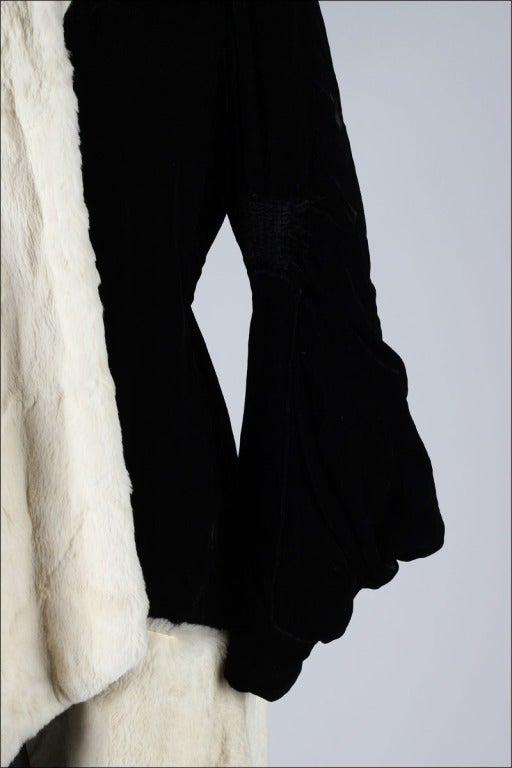 Vintage 1920's Silk Velvet and Fur Coat 2