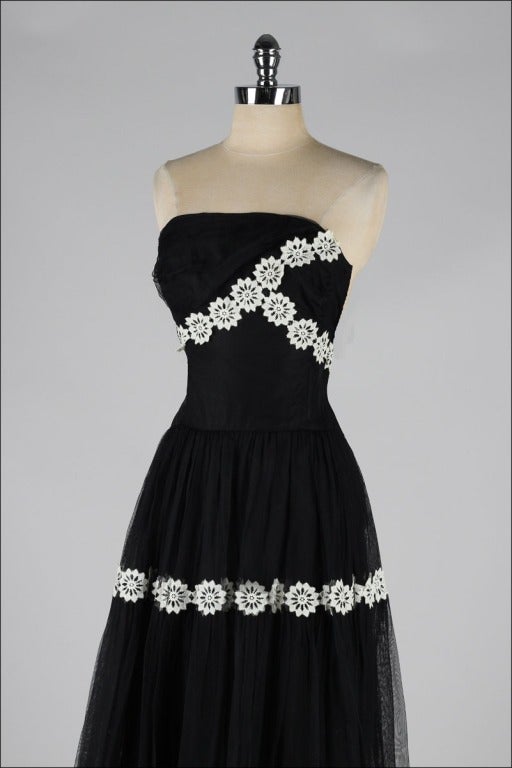 Women's Vintage 1940's Black Mesh White Flowers Strapless Dress