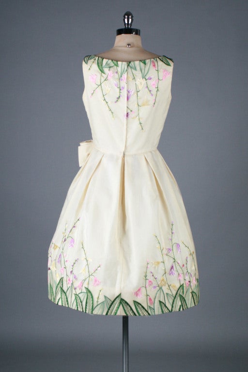 1950's Ivory Organza Embroidered Flower Garden Cocktail Dress 4