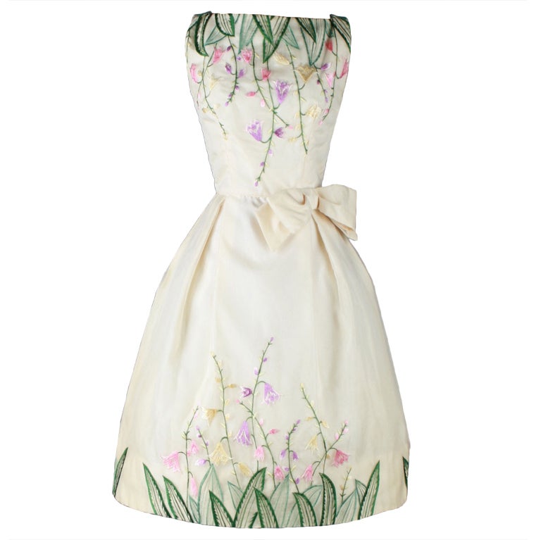 1950's Ivory Organza Embroidered Flower Garden Cocktail Dress