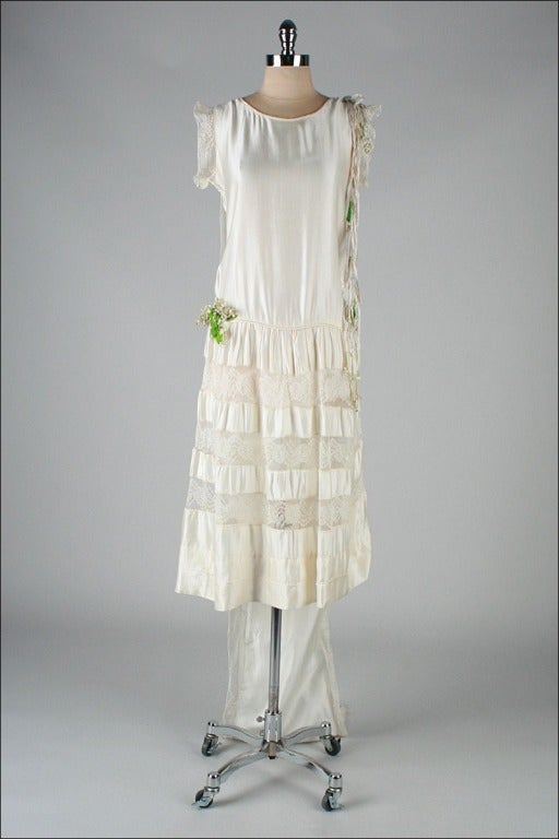 Vintage 1920's Ivory Silk Wedding Dress with Train 5