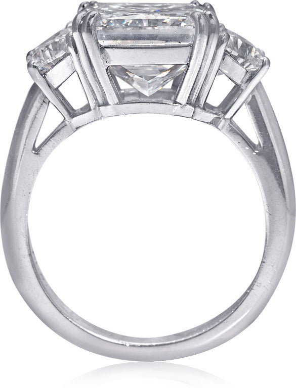 5.01 Carat Radiant-Cut Three Stone Engagement Ring In Excellent Condition In Palm Beach, FL
