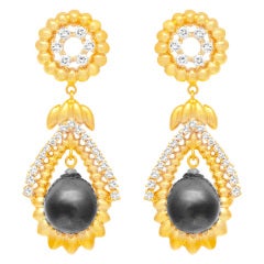 Yellow Gold Pearl Earrings 9