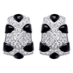 Diamond Onyx Huggie Earrings 3