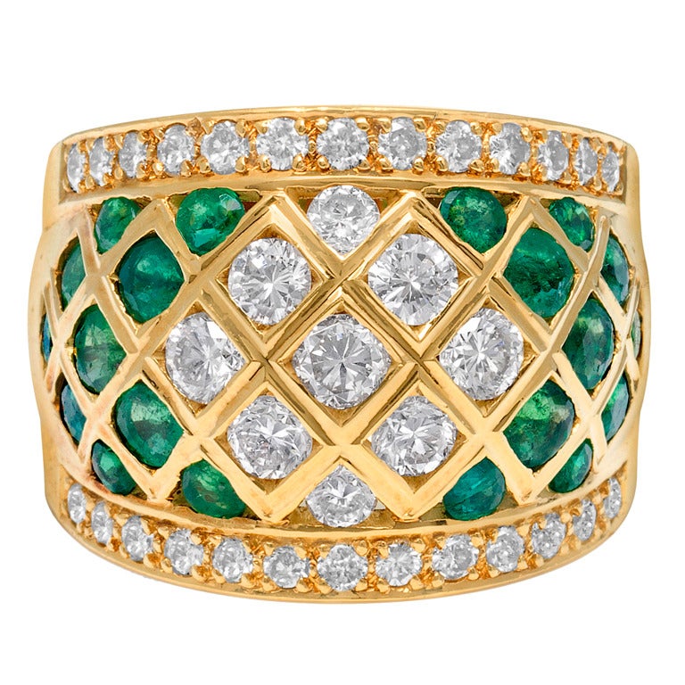Amazing Emerald and Diamond Ring