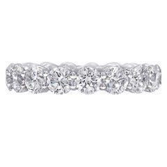 Round-Cut Diamond Wedding Band 2