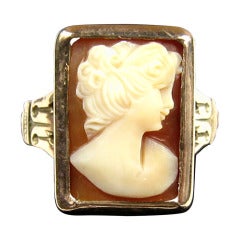 Lovely Lady Cameo Gold
