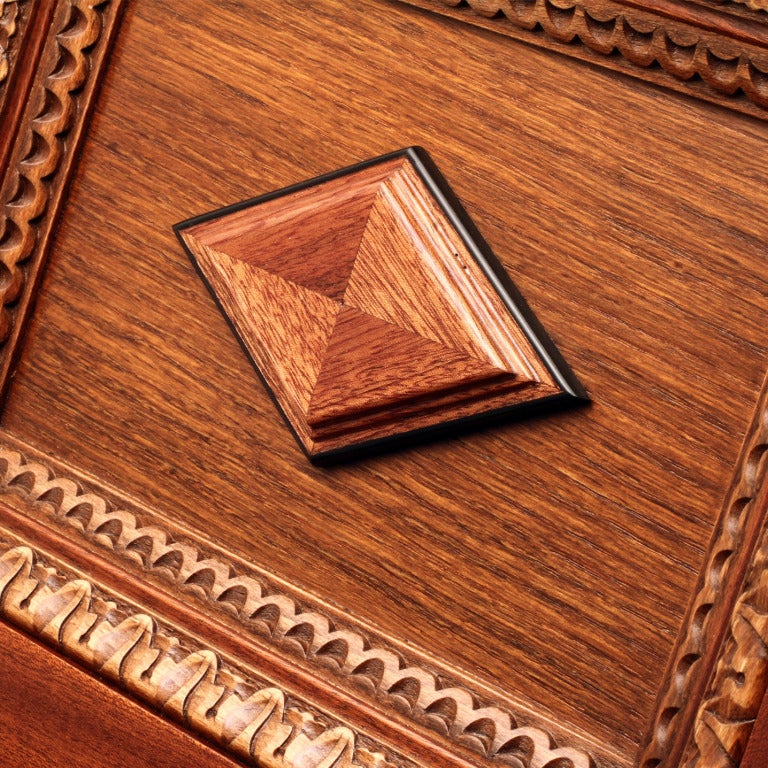 One of a Kind Handcrafted Wood Jewelry Box In Excellent Condition For Sale In Sarezzo, IT