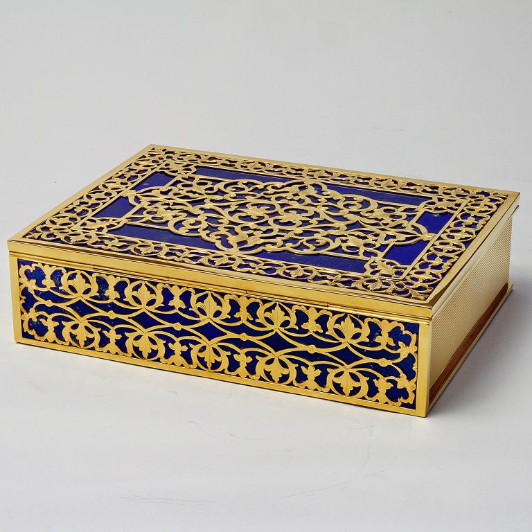 Contemporary Wonderful Luxury lapis and silver goldplated box For Sale