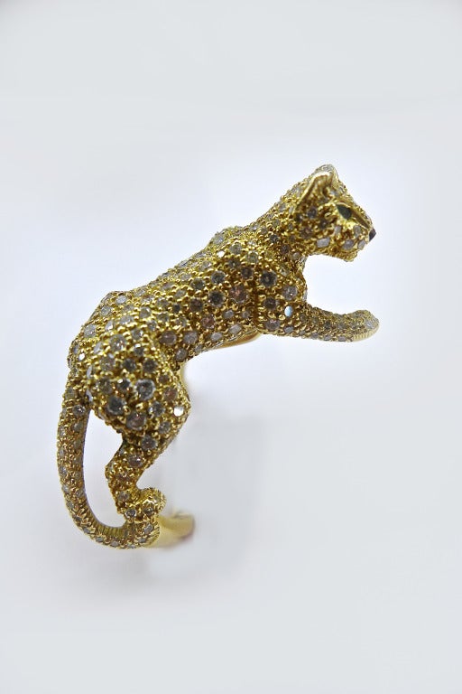 Cartier Panther yellow gold ring set with diamonds. 3