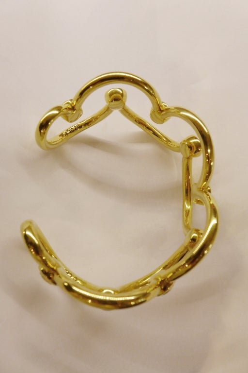 Chanel yellow Gold Diamond Bangle