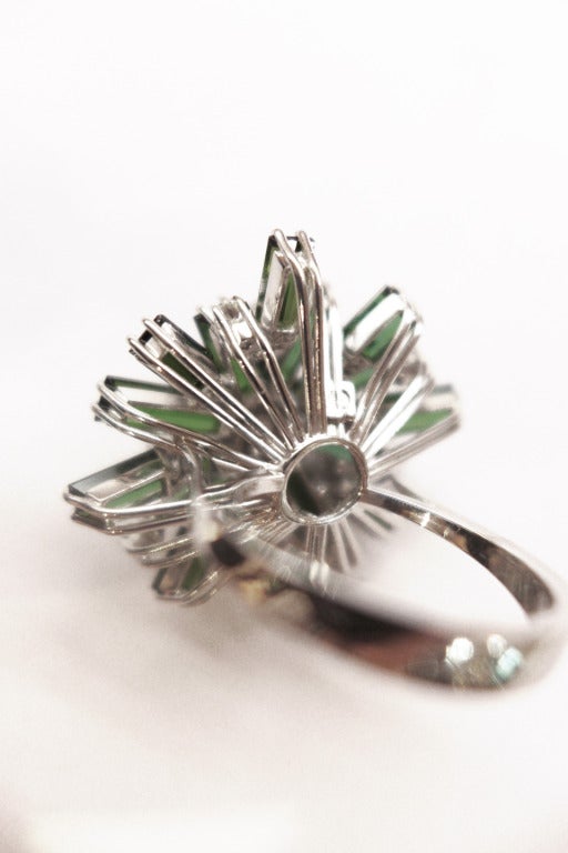 Large Green Tourmaline Diamond White Gold Cocktail Ring  In New Condition In Paris, IDF