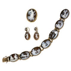 Victorian Cameo Suite 2