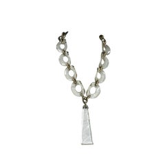 Collier en lucite, années 1960