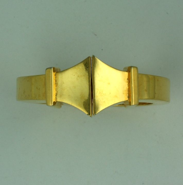 Unusual spike motif bracelet by Alexis Kirk. Snaps shut in front. 1980s,<br />
1