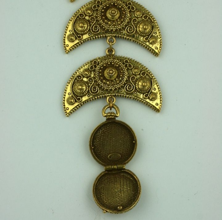 Etruscan Style Locket Pendant Necklace In Good Condition For Sale In New York, NY