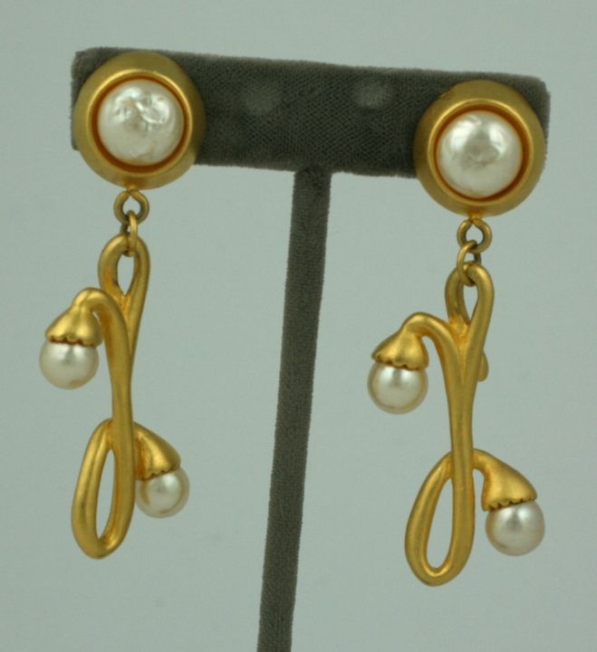 Unusual loopy matte gold earrings with lily of the valley pearl 
