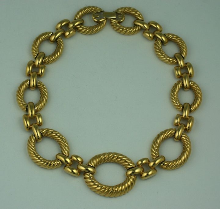 Attractive Givenchy Gilt chain link necklace in ribbed gold.   17.5