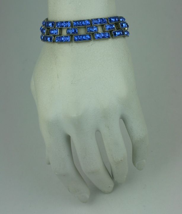 Art Déco Bracciale Deco con zaffiri finti a taglio quadrato in vendita