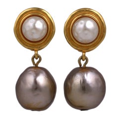 Karl Lagerfeld Pearl Earrings 12