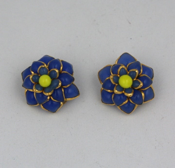 MWLC Poured Glass Zinnia Earclips