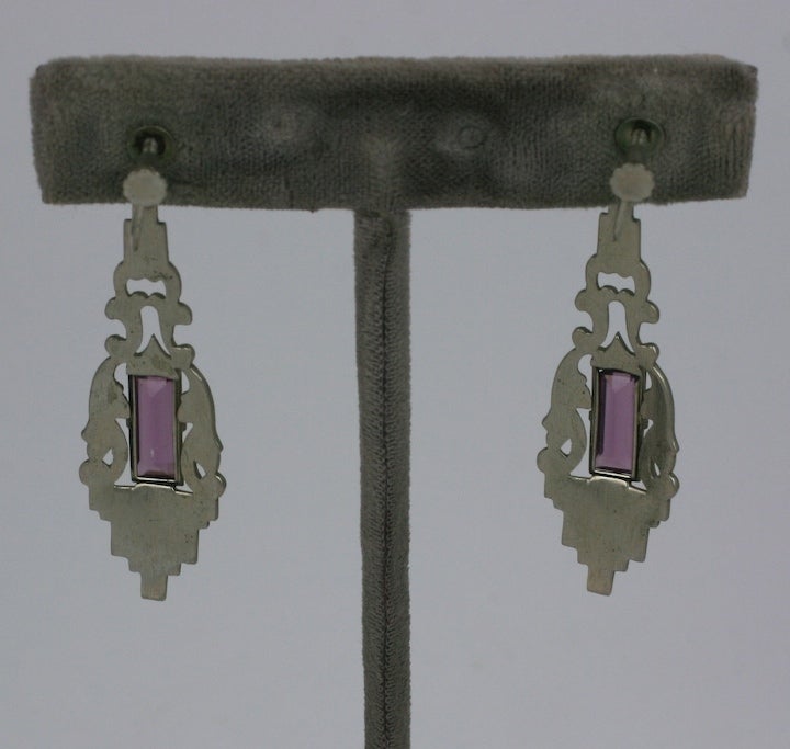 Art deco faux marcasite and amythest pendant earrings in their original fitted box. Screw back fittings. 1920s USA.
2.25