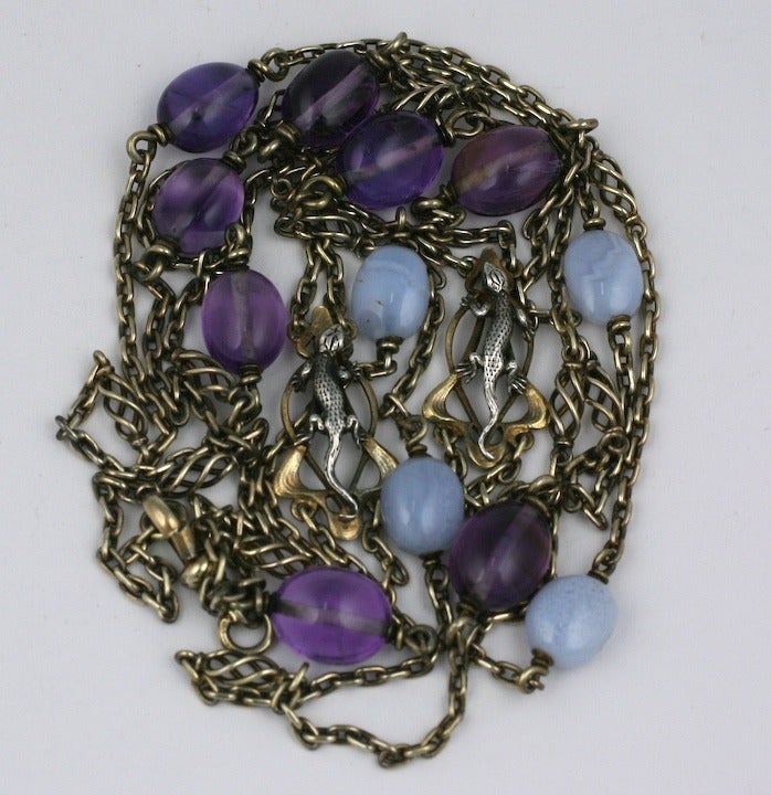 Art Nouveau Catena lunga francese figurata in argento con pietre preziose in vendita