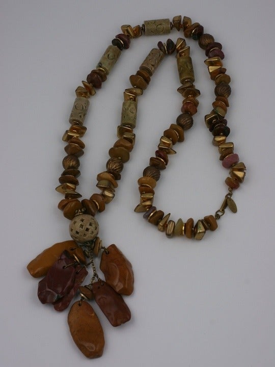 Miriam Haskell Collier de perles en agate et perles dorées Excellent état - En vente à New York, NY