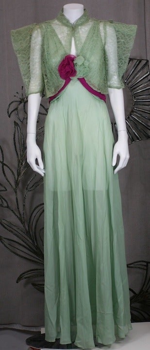 Chiffon Art Deco Celadon- und Fuschia-Kleid Damen im Angebot