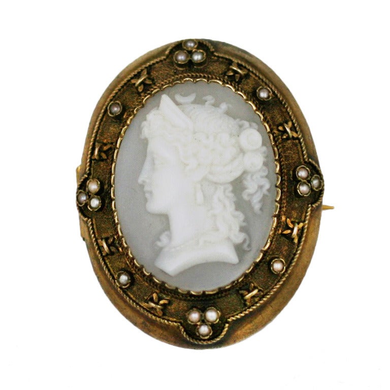 Mid Victorian Shell Cameo For Sale