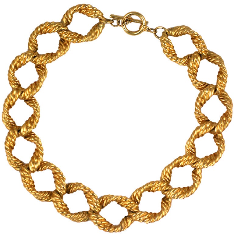 Twisted Link Chain Necklace For Sale