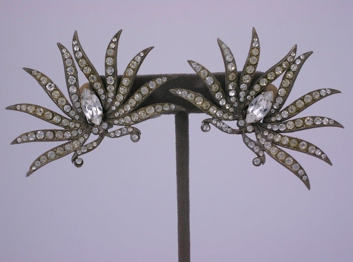French Palm Leaf Pave Earrings In Excellent Condition For Sale In New York, NY