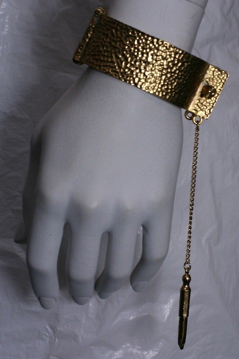 bracelet with handcuff key